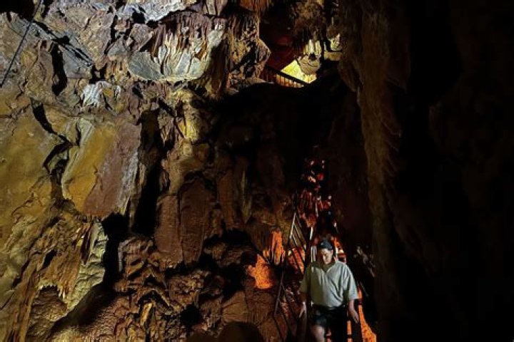 Is Black Chasm Cavern still forming?